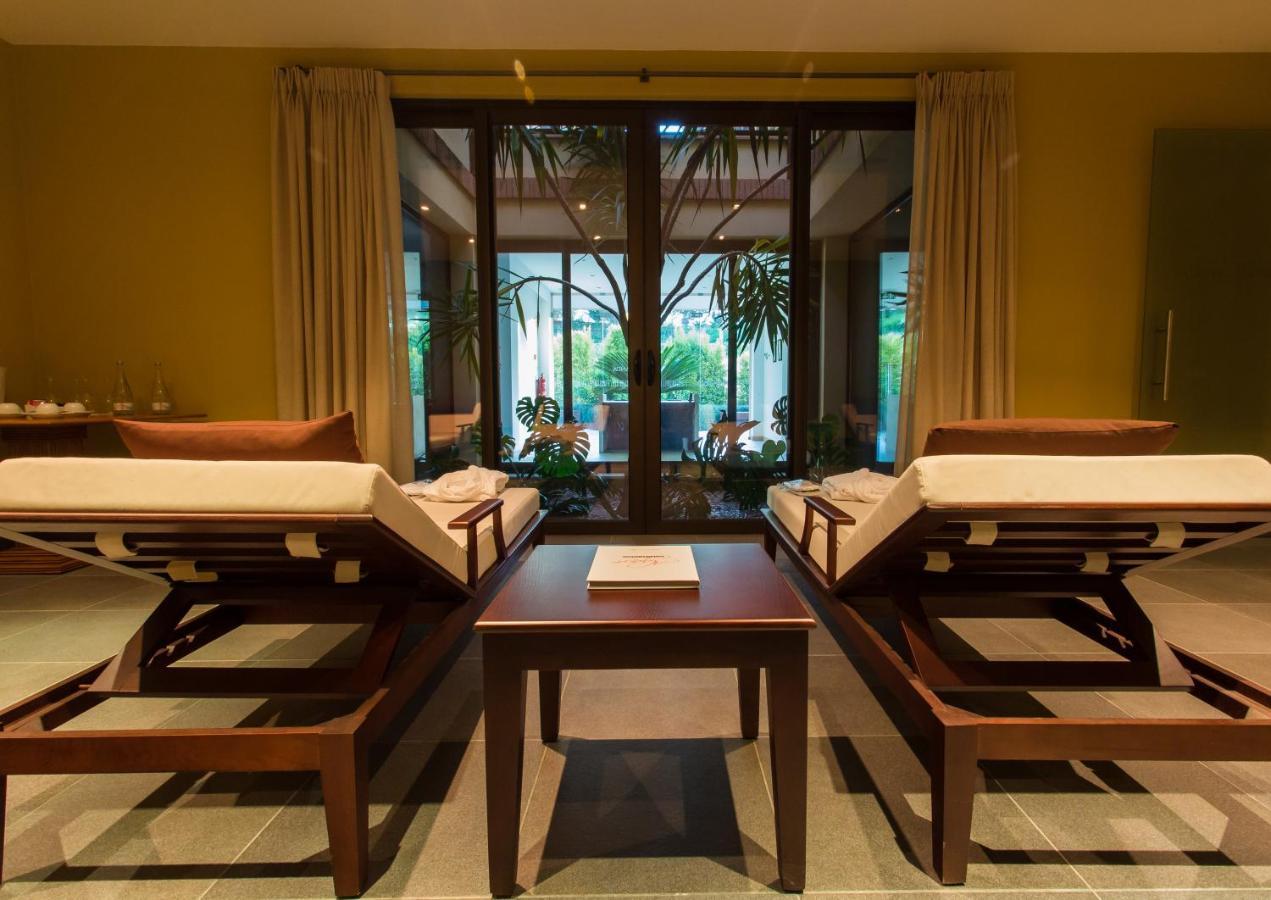 Monte Rei Golf & Country Club Hotel วิลา โนวา เด คาเซลา ภายนอก รูปภาพ